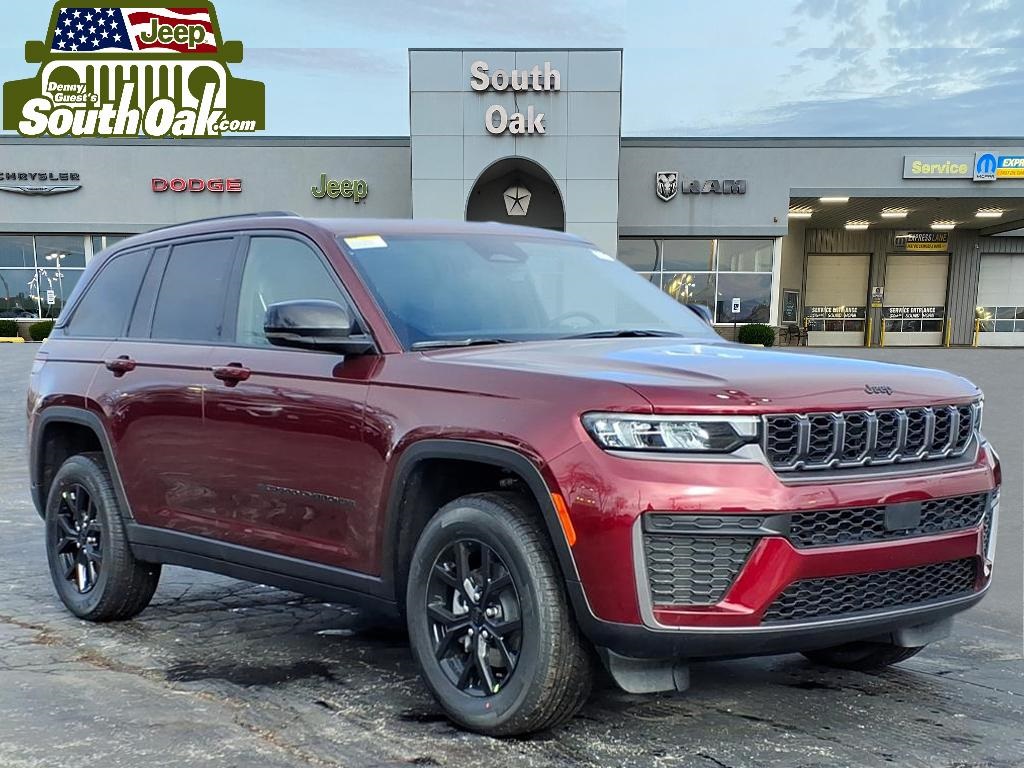 2026 Jeep Grand Cherokee Altitude's photo