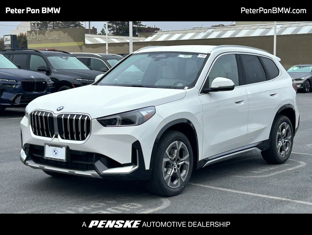 2026 BMW X1 28i's photo