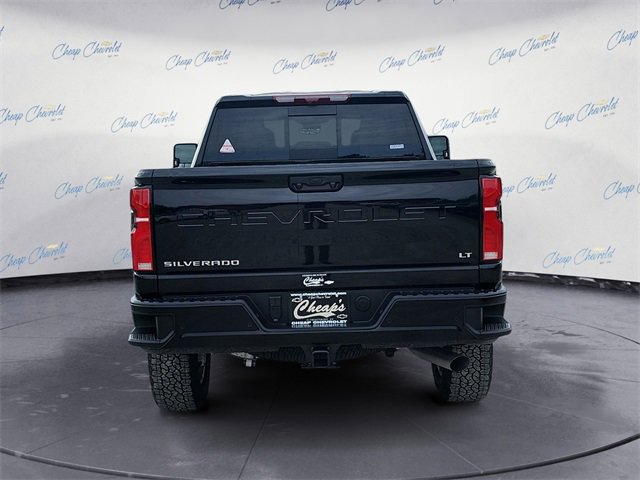2025 Chevrolet Silverado 2500HD LT photo 4