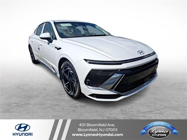 2026 Hyundai Sonata SEL's photo