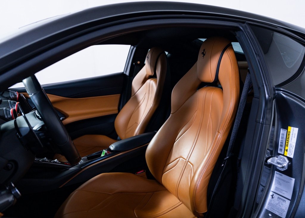 Certified Used 2018 Grigio Silverstone Metallic Ferrari Base image 21