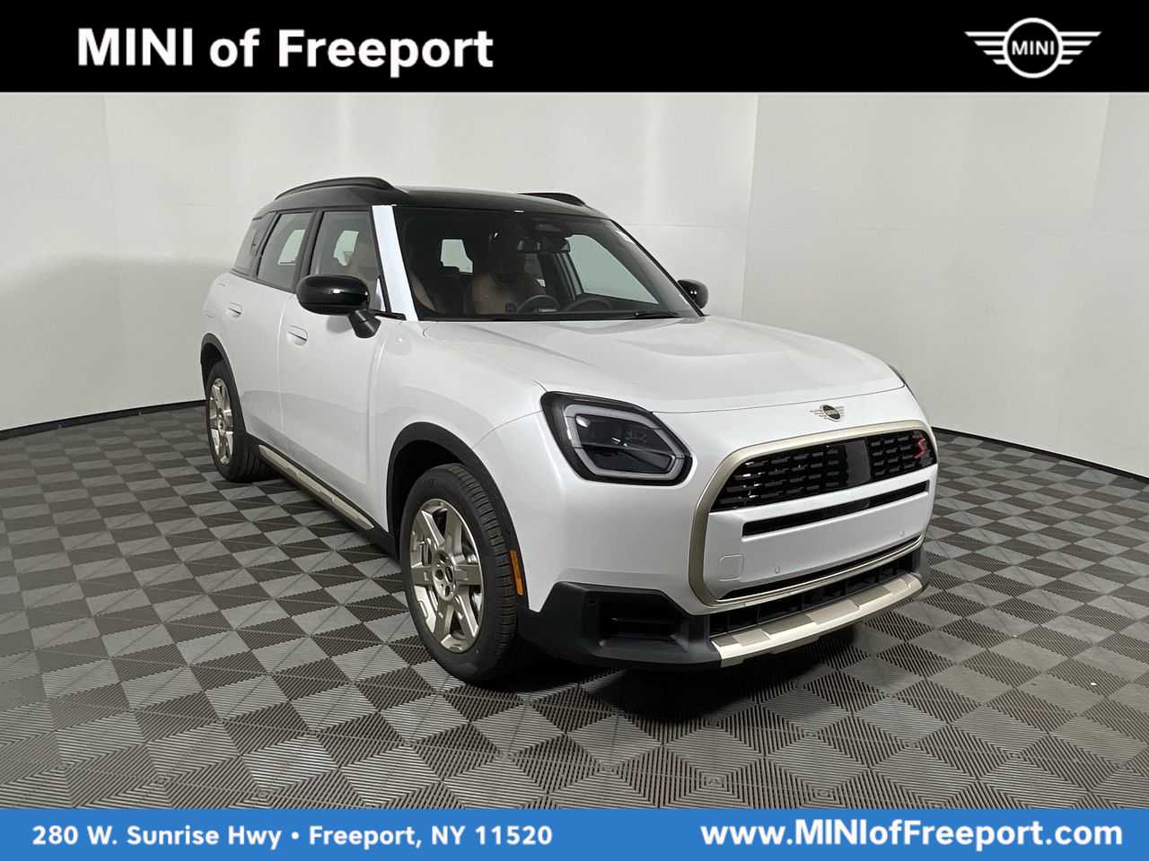 2025 MINI Countryman S's photo