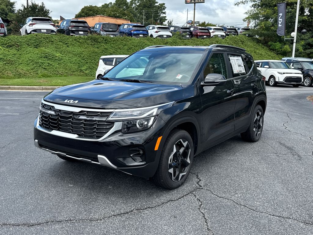 2025 Kia Seltos EX photo 6