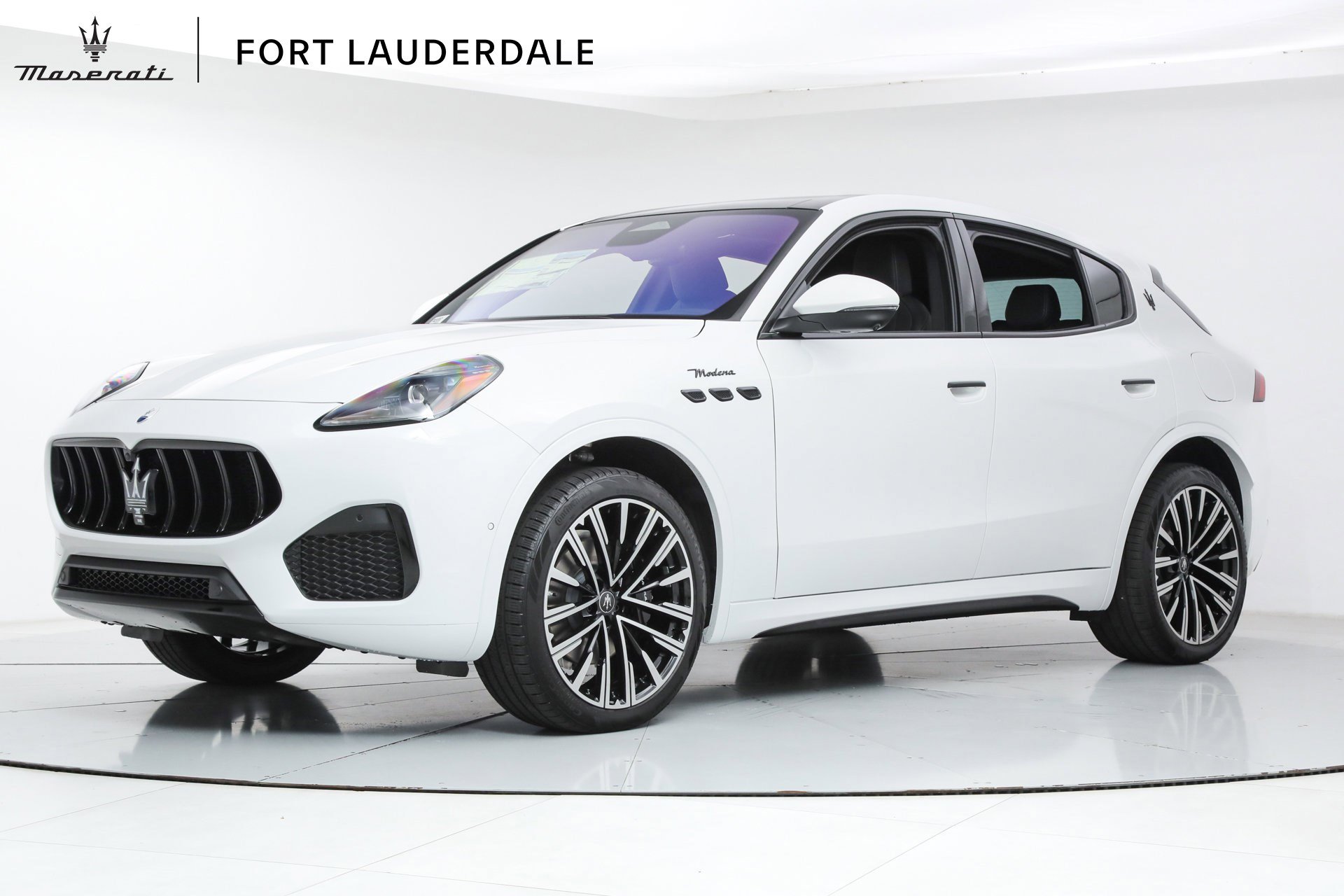 2025 Maserati Grecale MODENA's photo