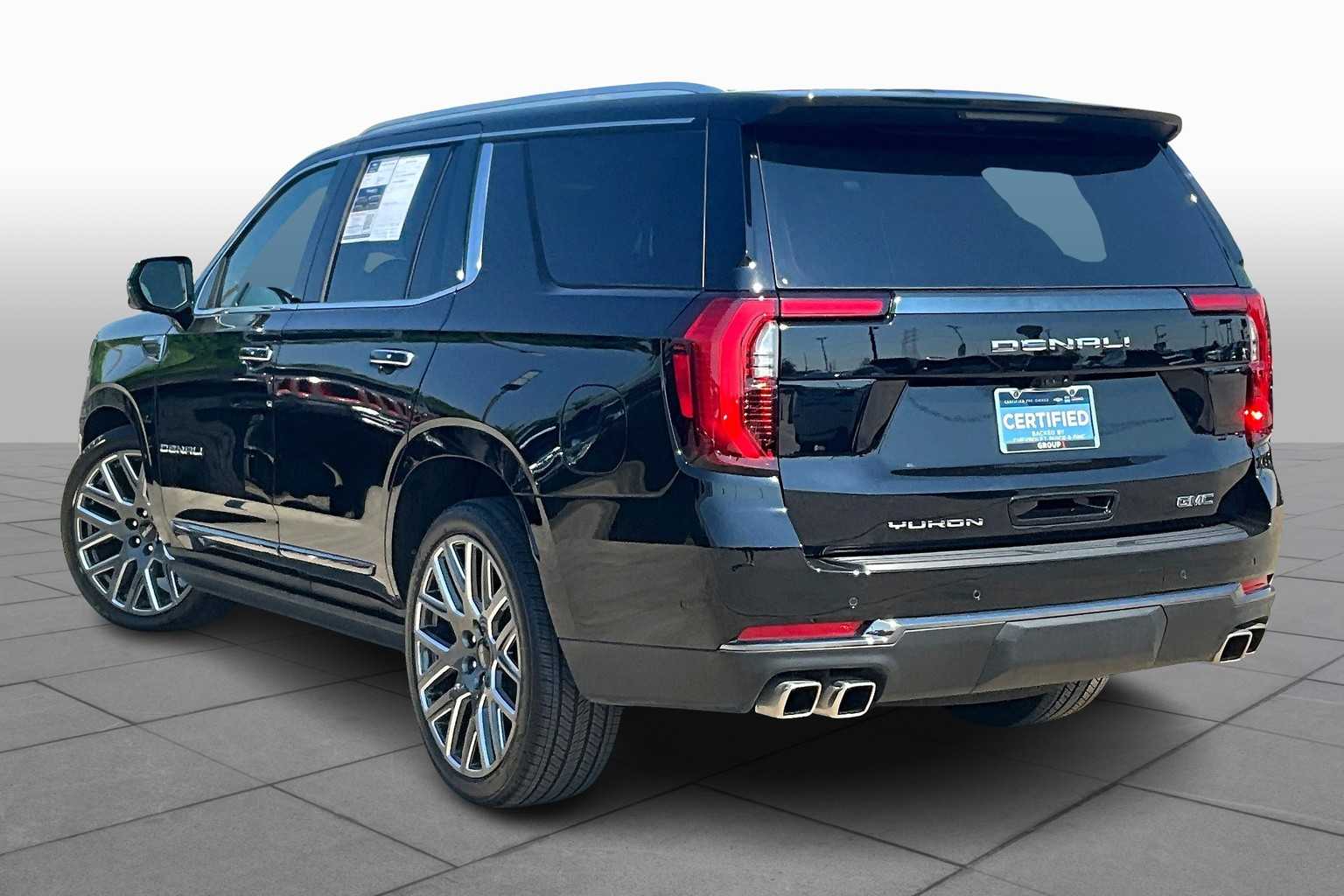 2025 Gmc Yukon Denali Ultimate photo 11