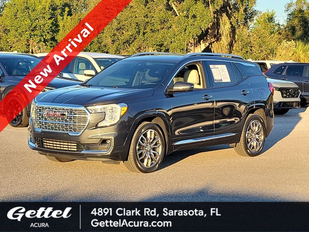 2022 GMC Terrain Denali's photo