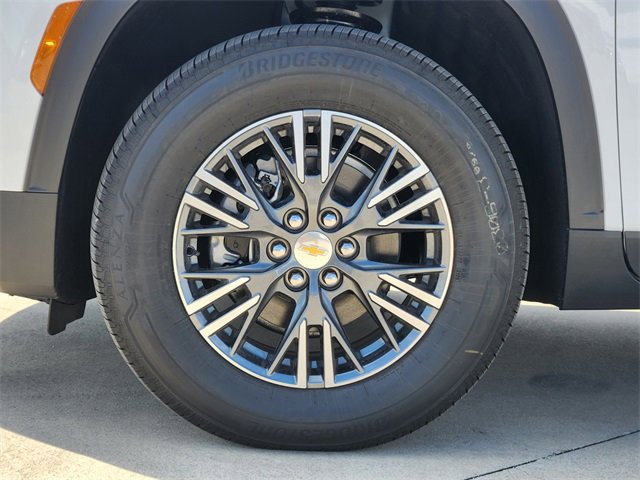 2026 Chevrolet Traverse photo 4