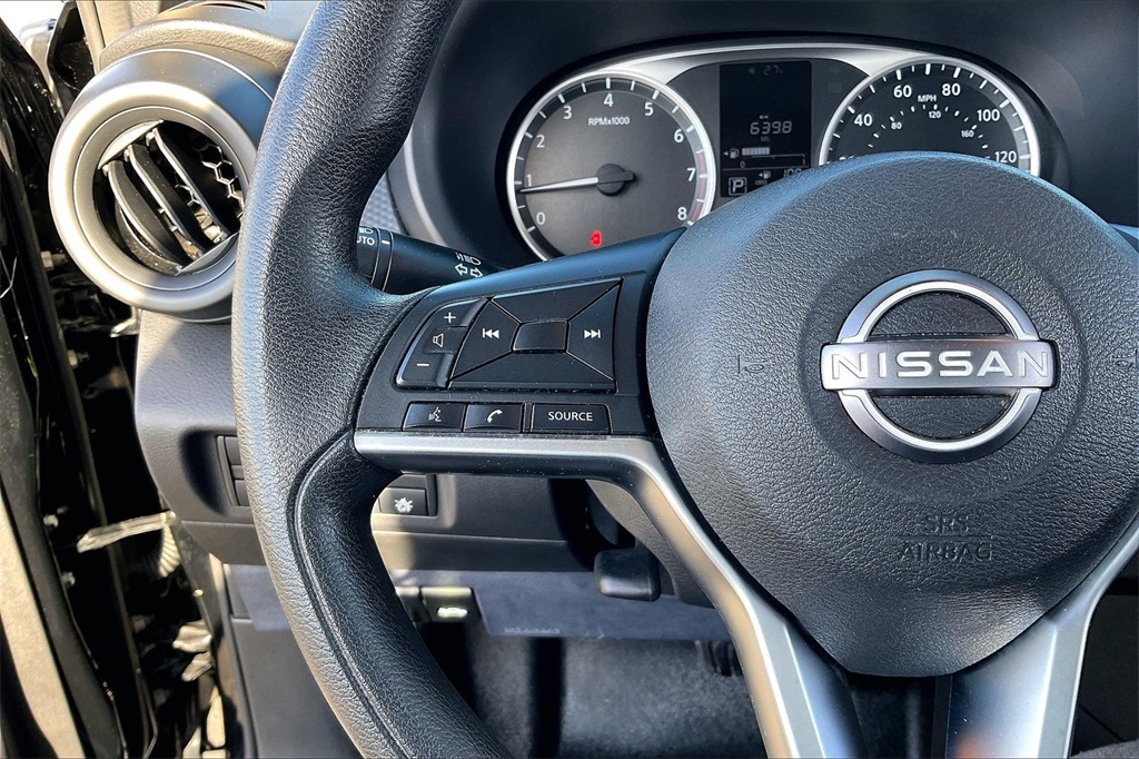 2022 NISSAN KICKS - Image 15