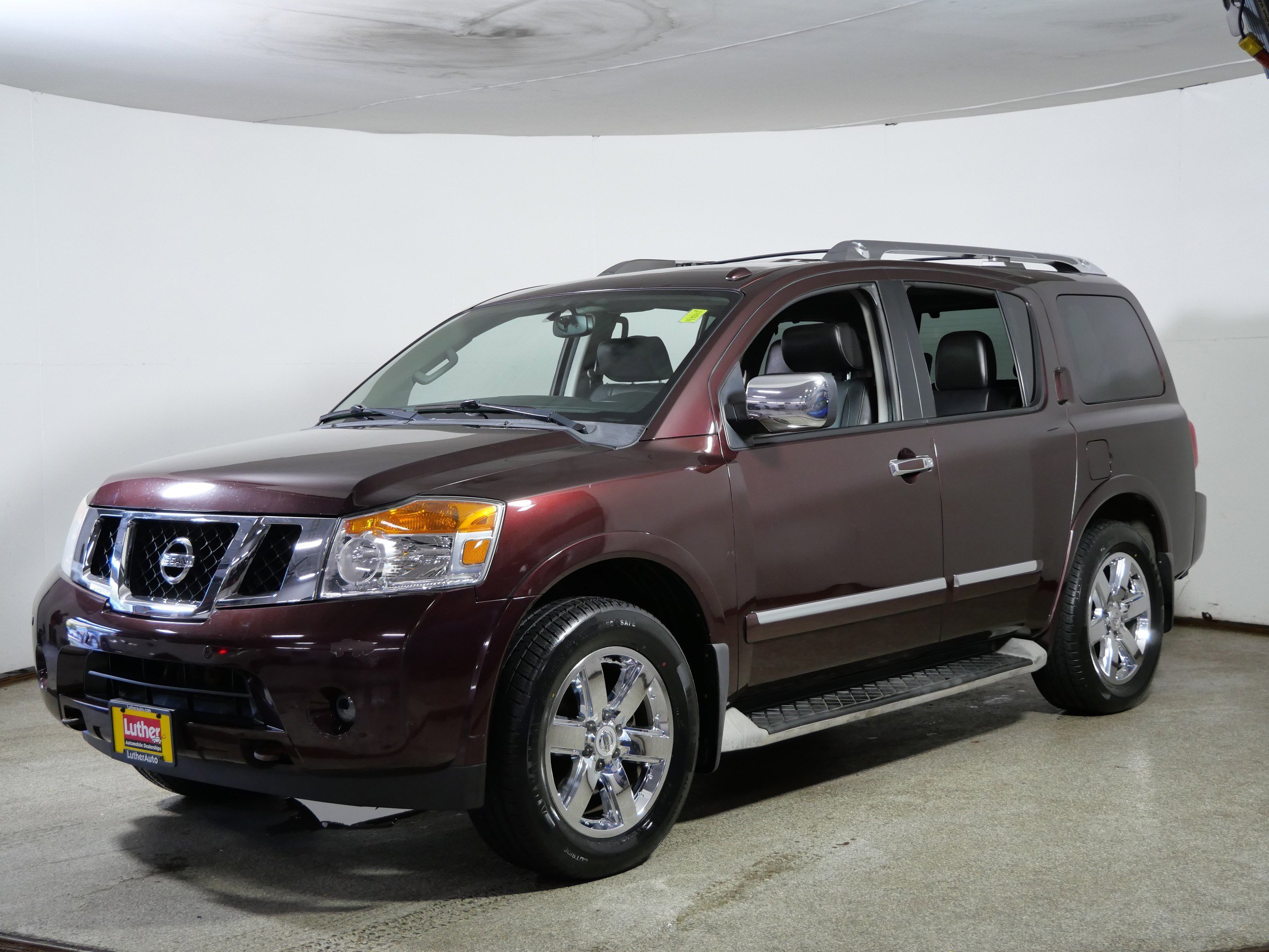 2013 Nissan Armada Platinum photo 3