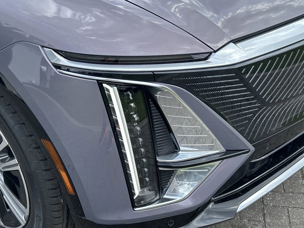 2026 Cadillac Lyriq Luxury photo 6