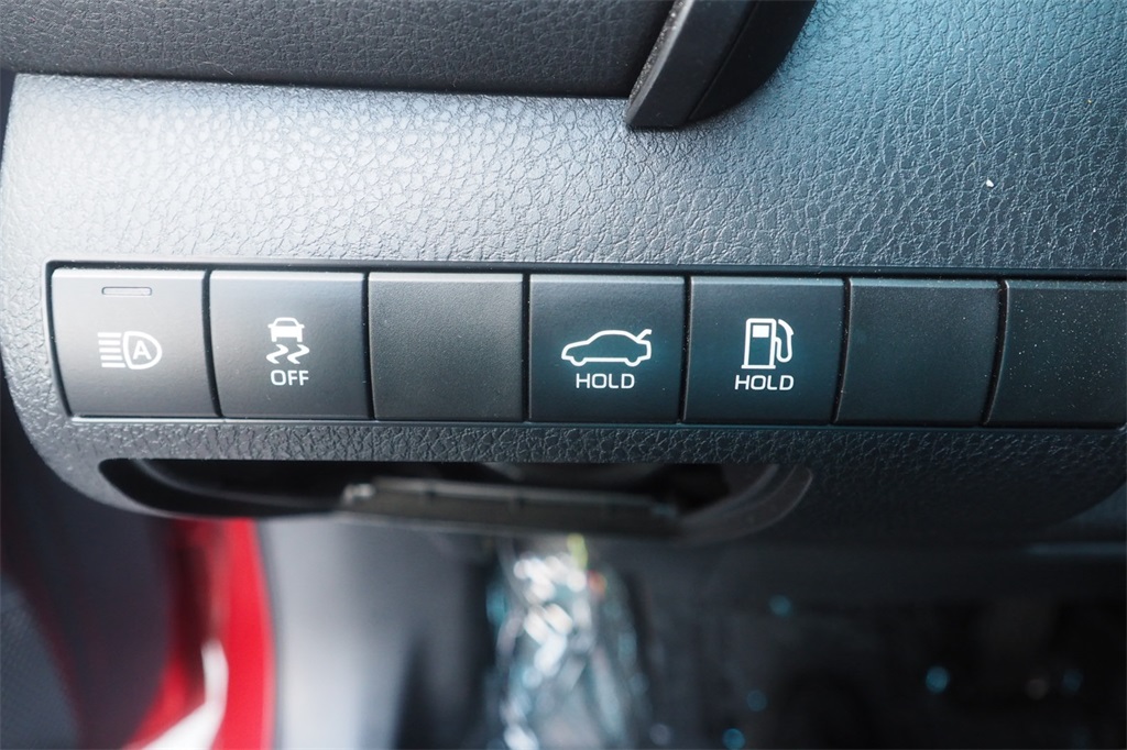 2019 Toyota Camry XSE photo 17
