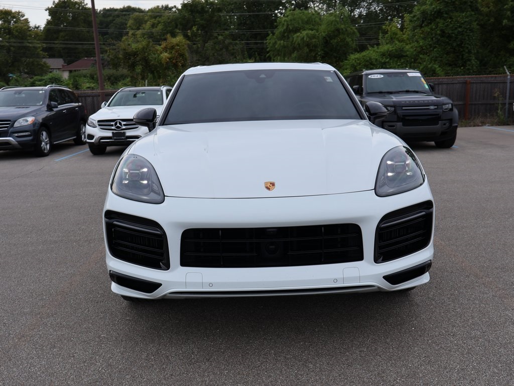 2022 Porsche Cayenne GTS photo 3