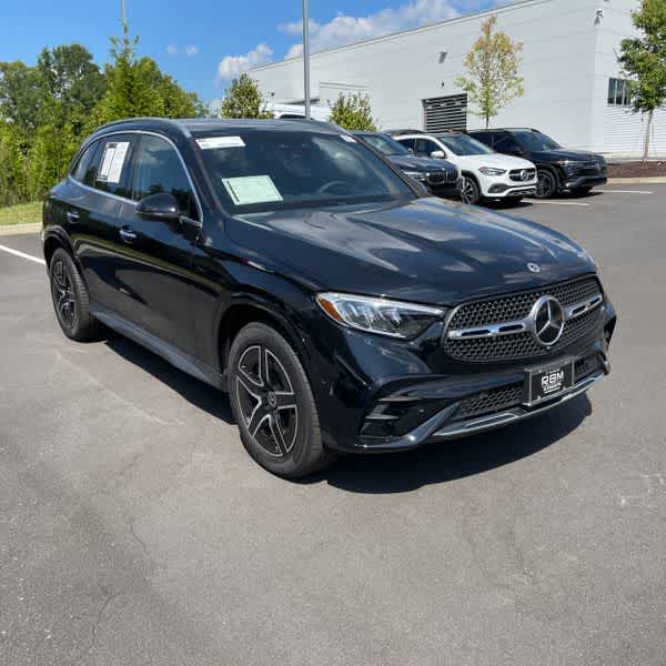 2023 Mercedes Benz GLC 300 4MATIC photo 4