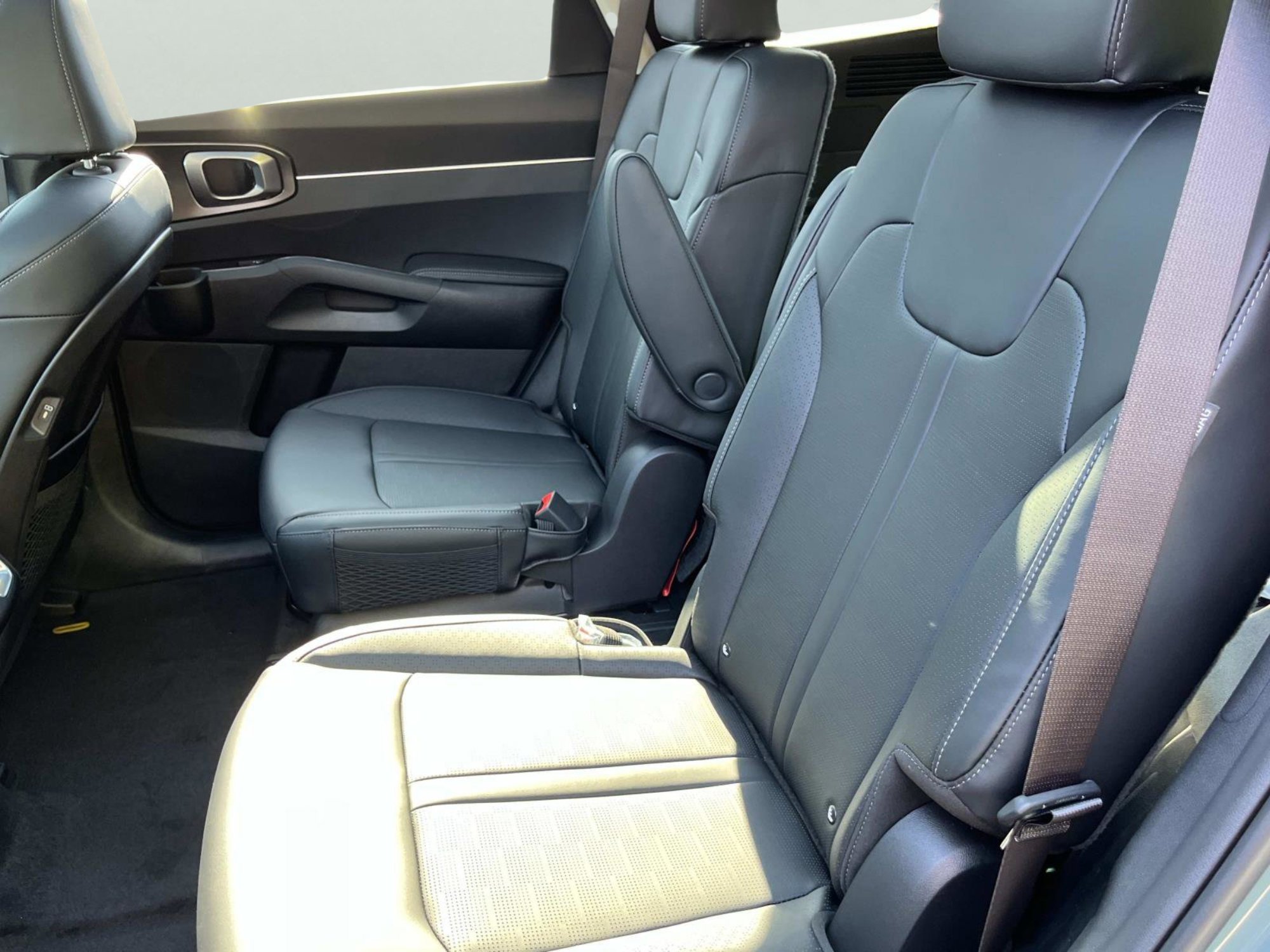 2025 Kia Sorento Hybrid EX photo 19