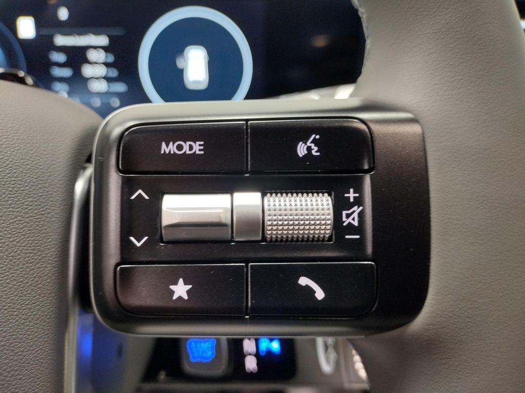 2026 Hyundai Ioniq SEL photo 24