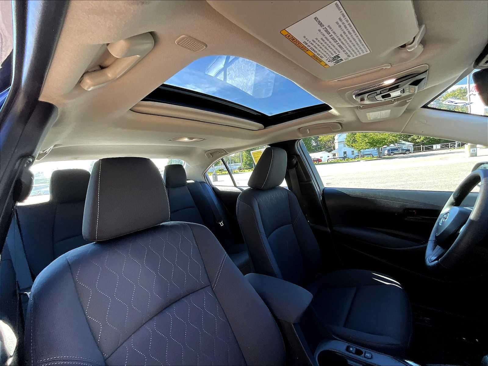 2024 Toyota Corolla LE photo 21