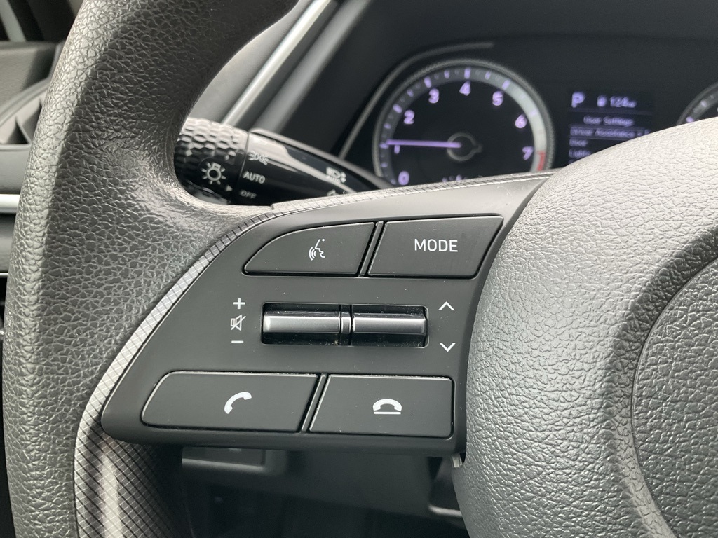 2020 Hyundai Sonata SE photo 4