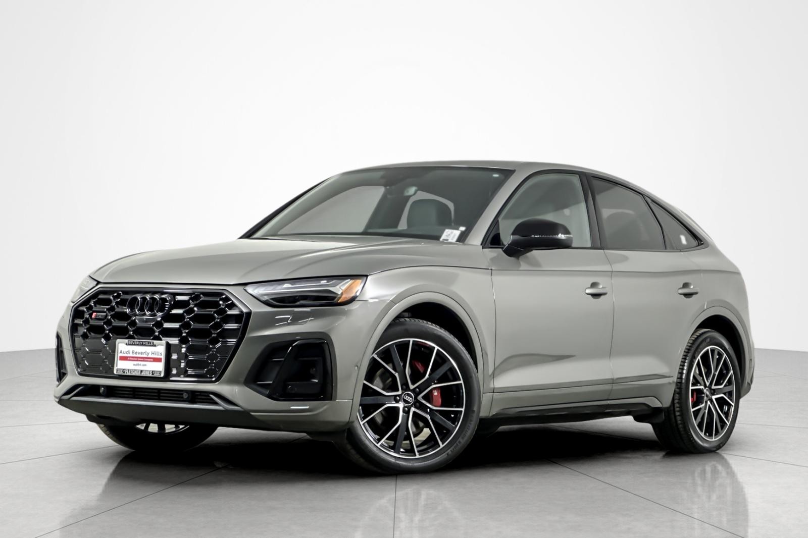 2023 Audi SQ5 Sportback Prestige's photo