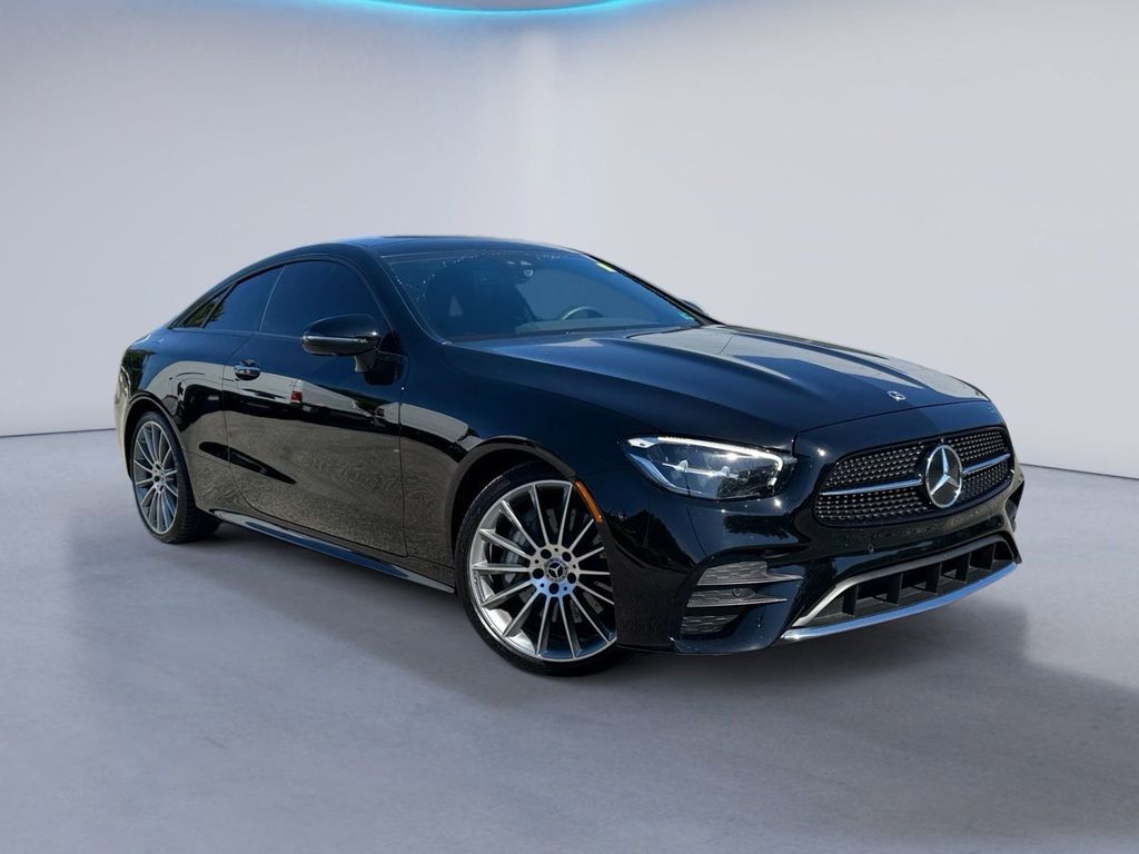 2022 Mercedes Benz E 450 Coupe photo 2