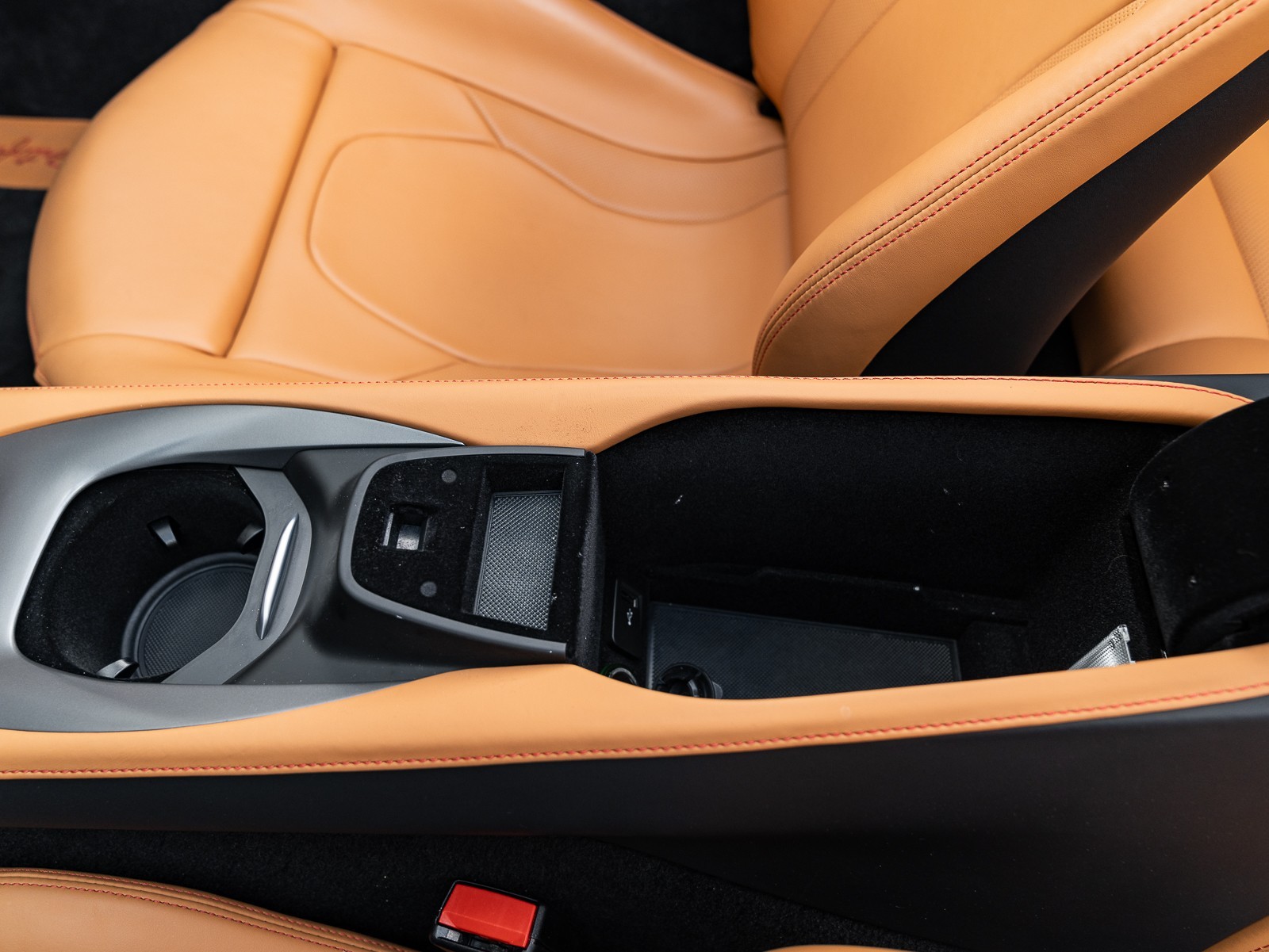 2019 Ferrari Portofino photo 42