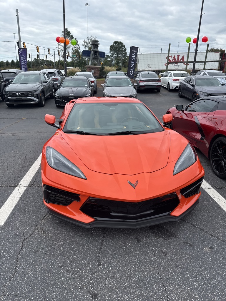 2020 Chevrolet Corvette Stingray photo 2