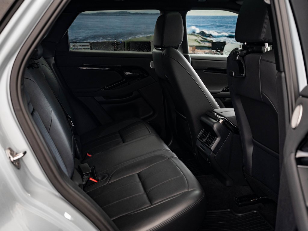 2024 Land Rover Range Rover Evoque Dynamic SE photo 30