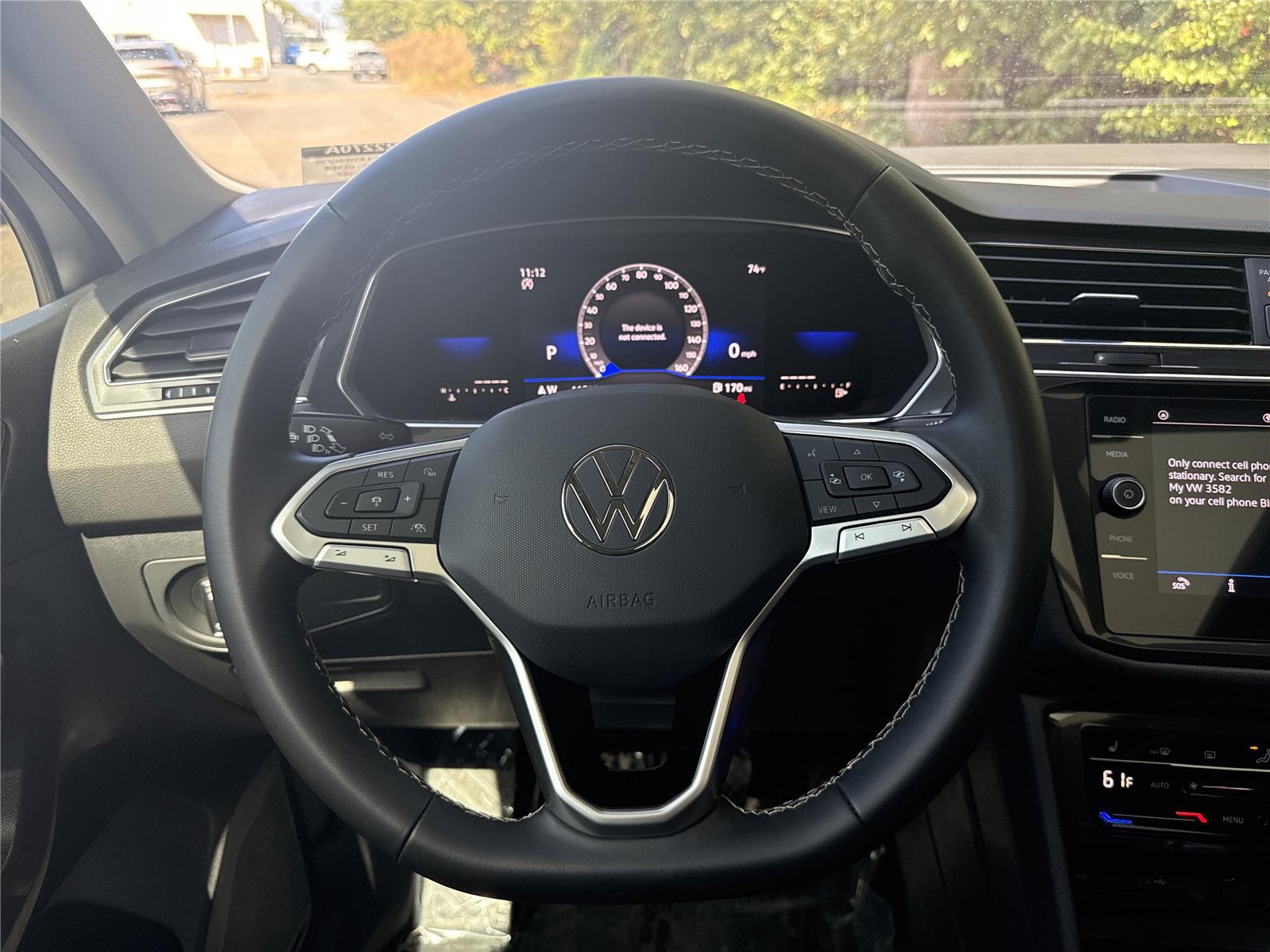2023 Volkswagen Tiguan SE photo 11