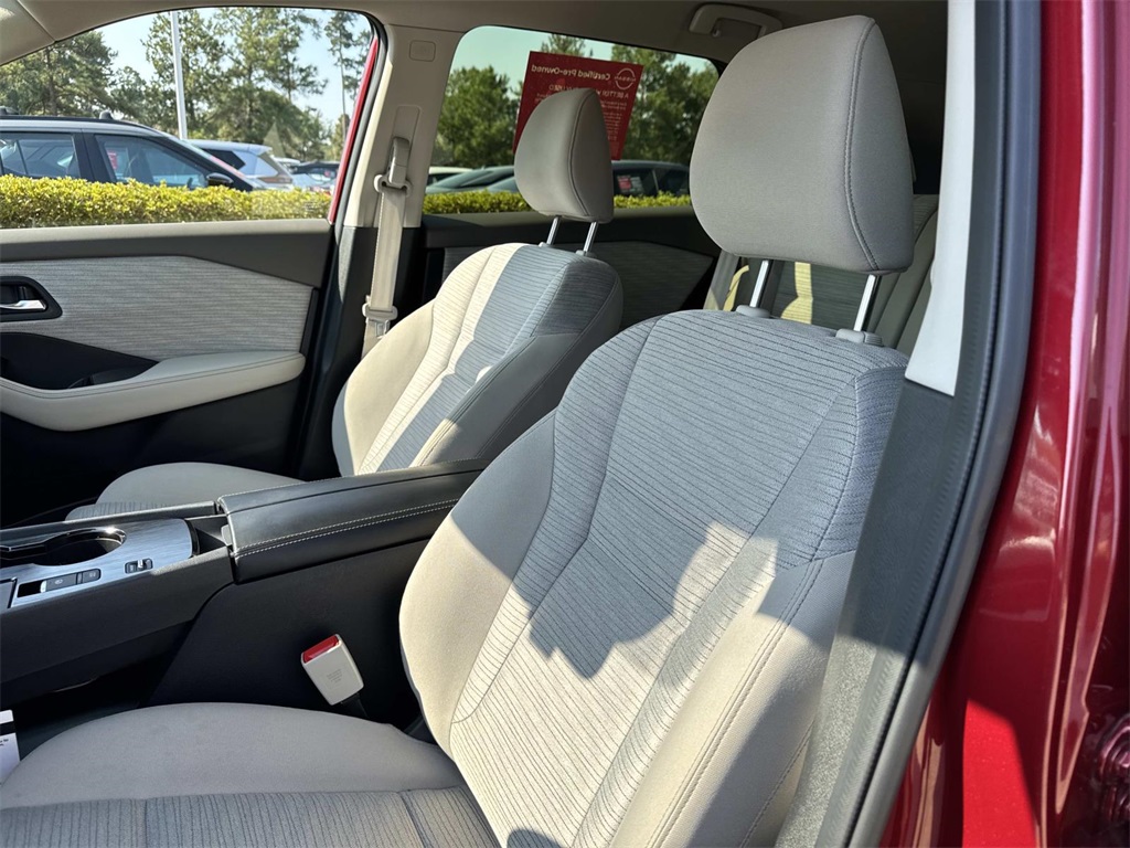 2023 Nissan Rogue SV photo 11