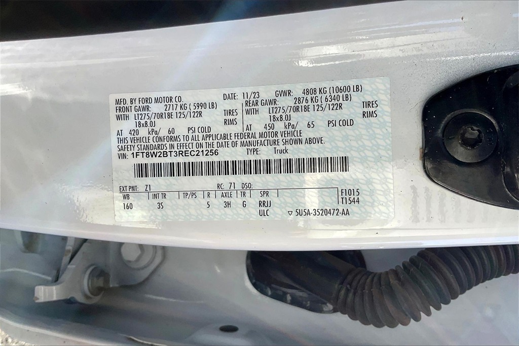 2024 FORD F-250 - Image 30