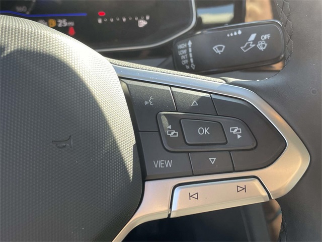 2025 Volkswagen Jetta 1.5T SE photo 23