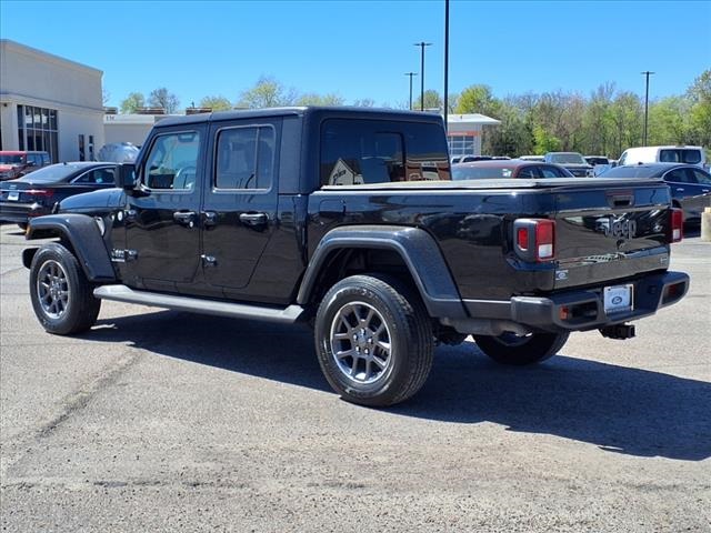 2021 Jeep Gladiator Overland photo 2