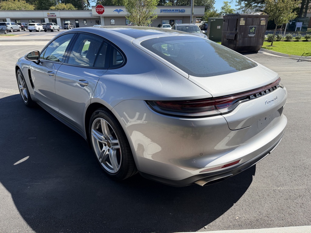 2021 Porsche Panamera 4 photo 7