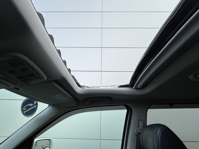 2015 Honda Pilot Touring photo 11