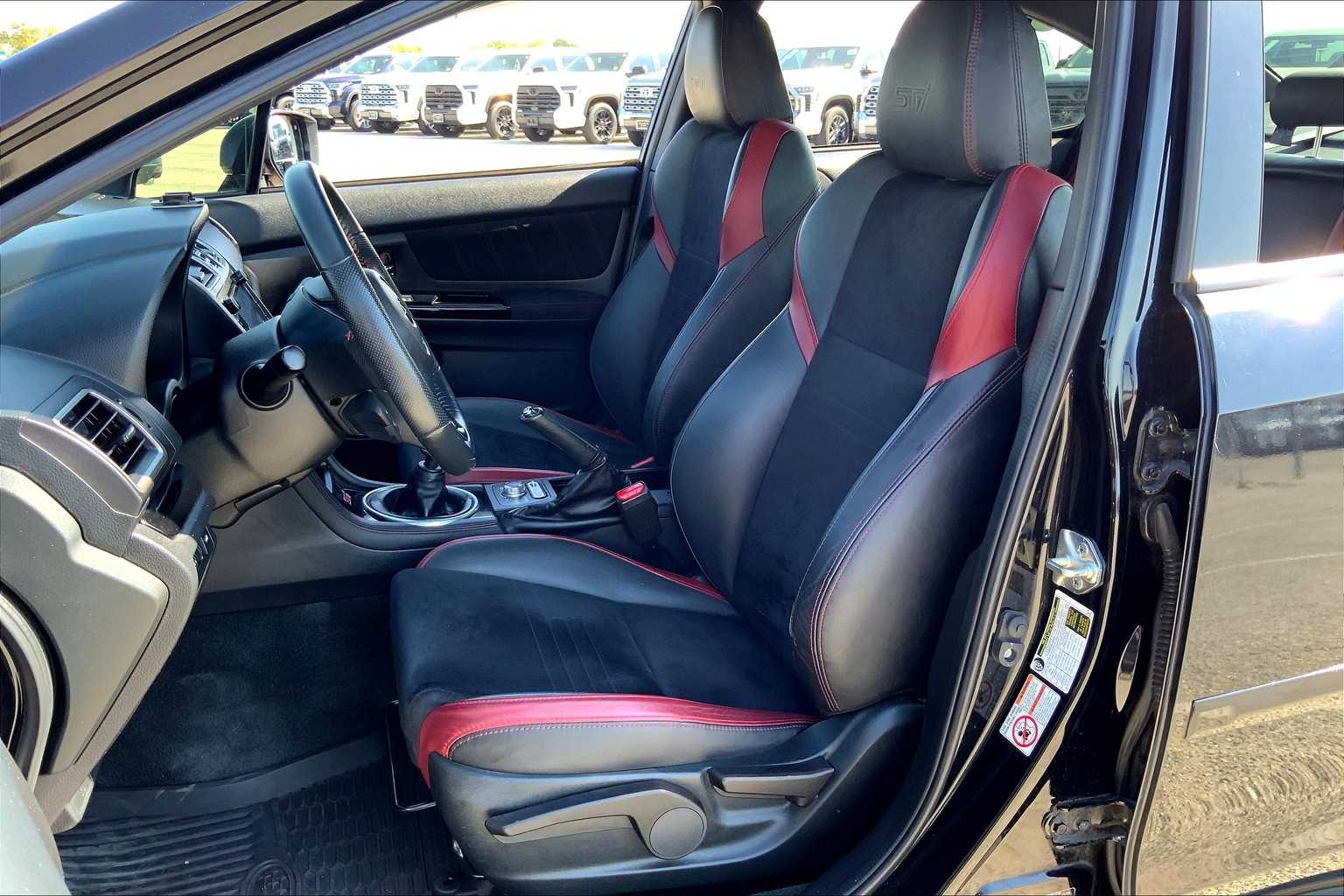 2020 Subaru WRX STI photo 8