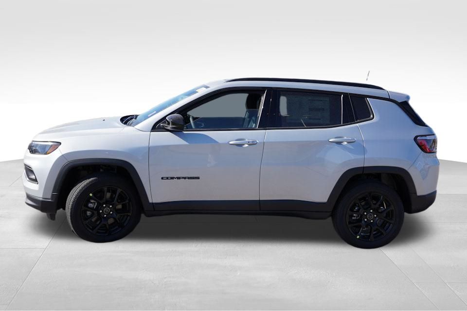2025 Jeep Compass Altitude Special Edition photo 4