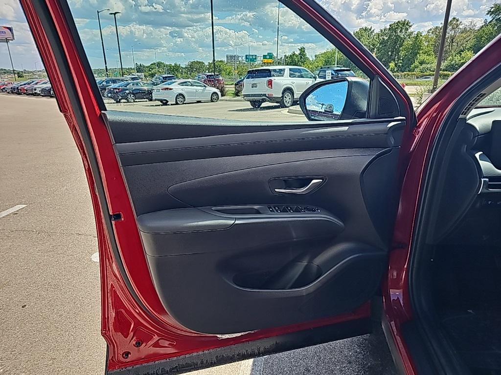 2026 Hyundai Tucson SEL photo 10