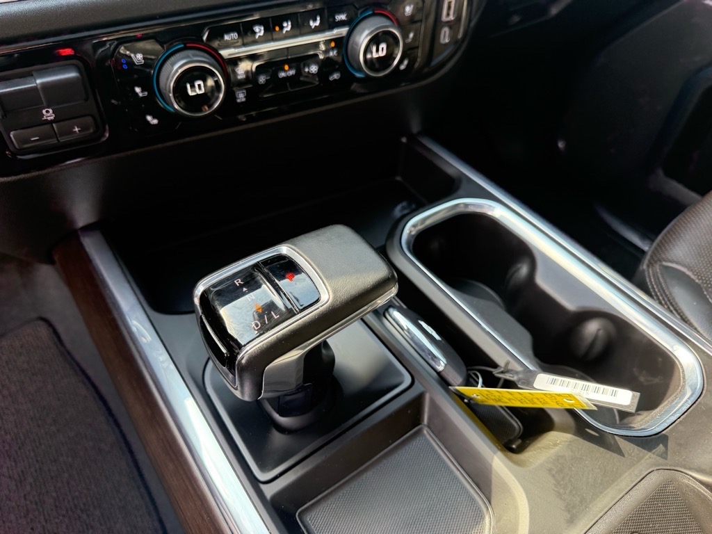2024 Chevrolet Silverado 1500 High Country photo 25