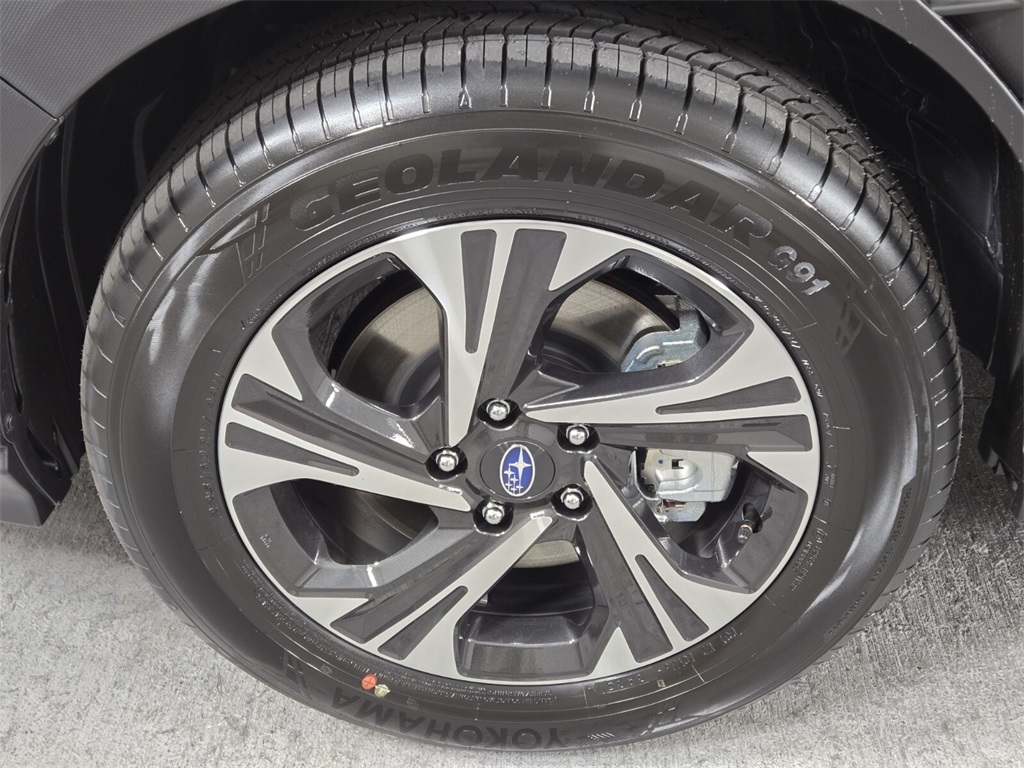 2025 Subaru Crosstrek Premium photo 5