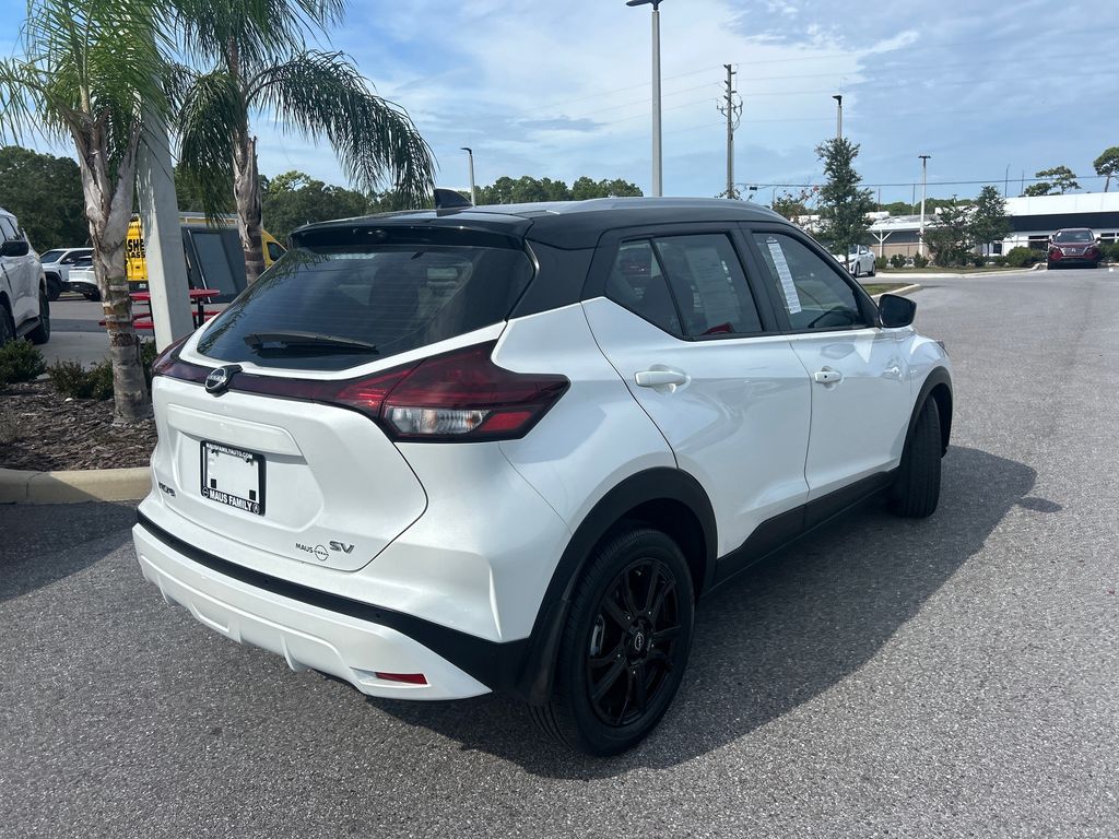 2023 Nissan Kicks SV photo 5