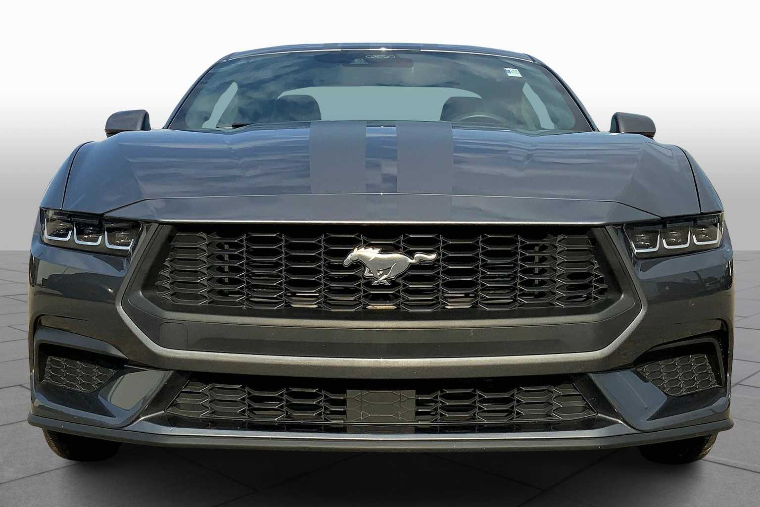2024 Ford Mustang EcoBoost Premium photo 3
