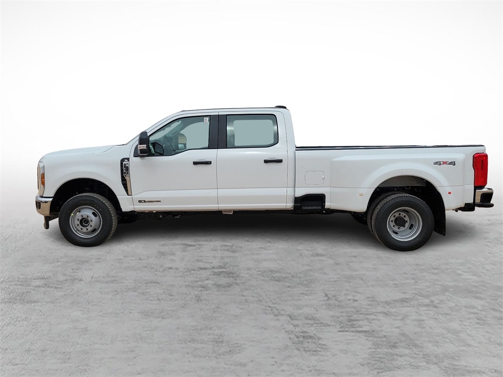 2025 Ford F-350 photo 6