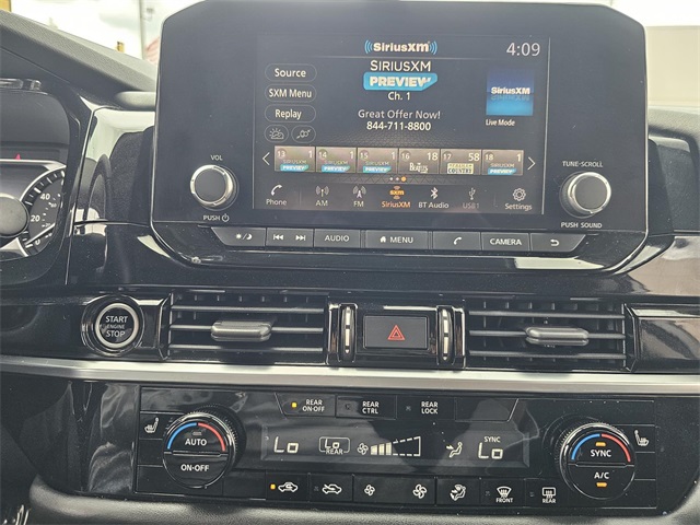 2022 Nissan Pathfinder SV photo 27