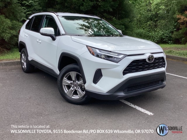 2022 Toyota RAV4 XLE