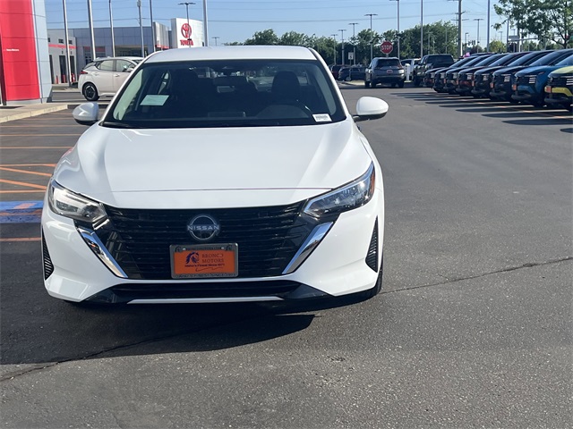 2025 Nissan Sentra S photo 2