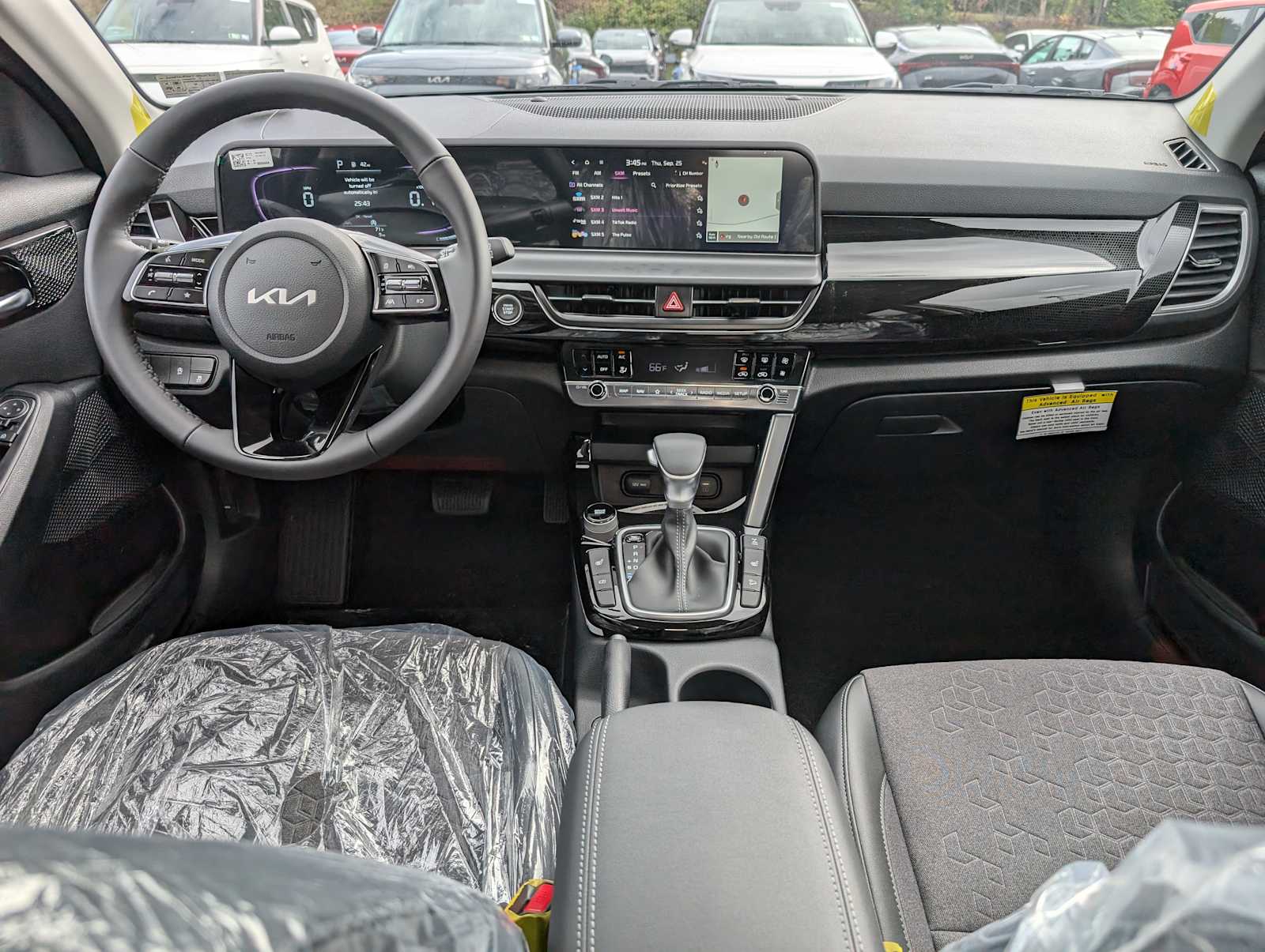 2026 Kia Seltos S photo 11