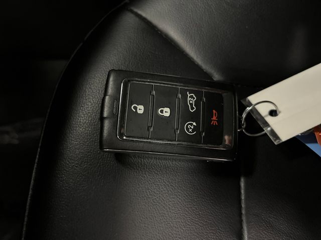 2021 Jeep Grand Cherokee L photo 24
