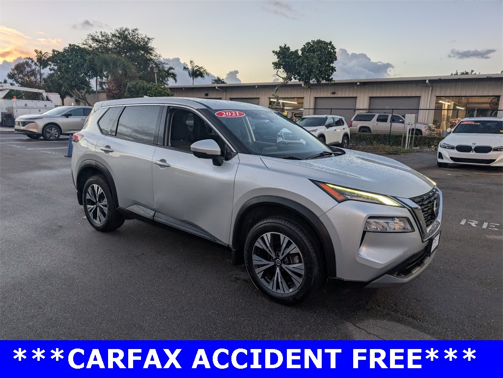2021 Nissan Rogue SV photo 2