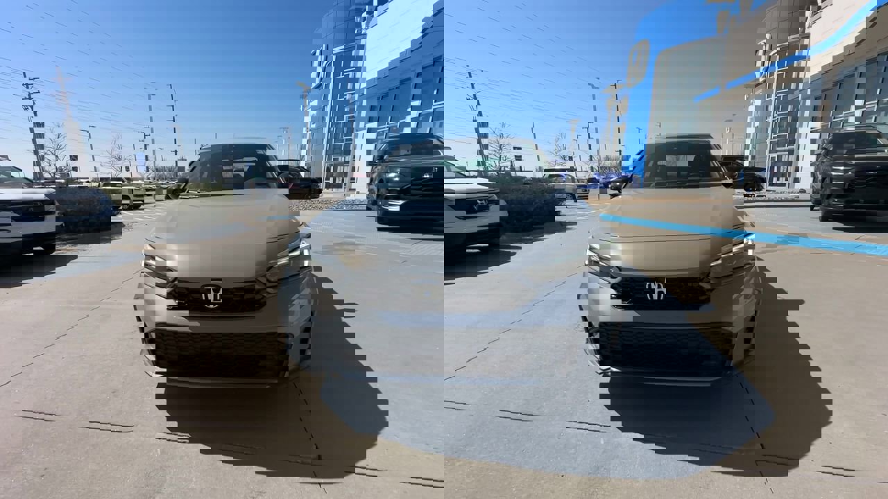 2026 Honda Civic Sport Touring Hybrid photo 3