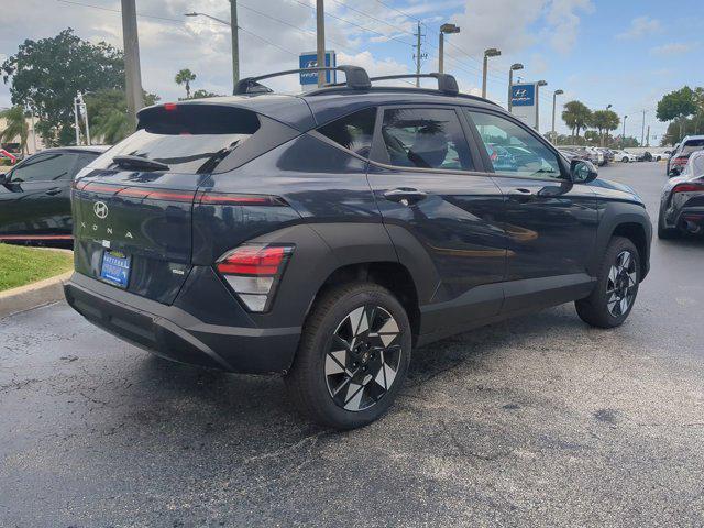 2025 Hyundai Kona SEL photo 2