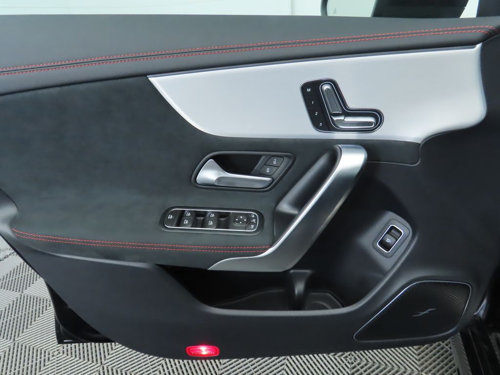 2025 Mercedes Benz CLA 250 photo 24